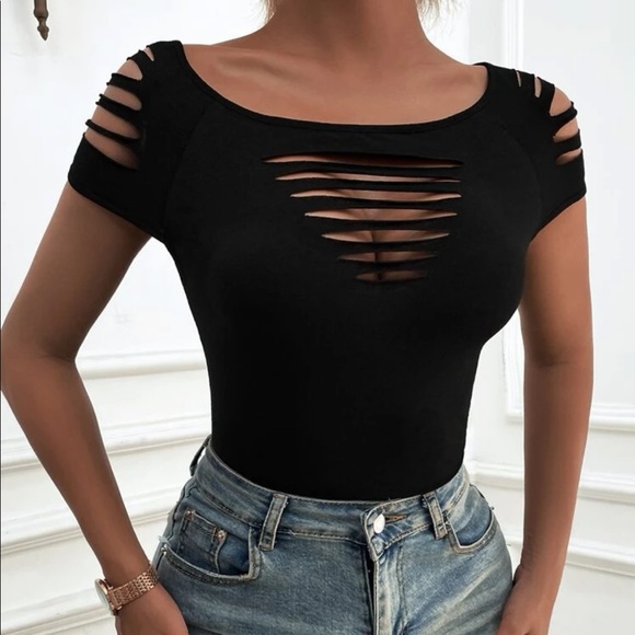 Black cutout top - Picture 5 of 6